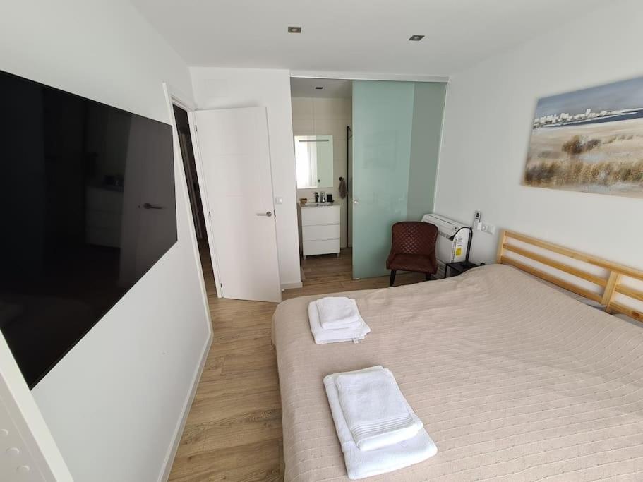 New Alexandra Apartment, 2 Min 40 Sec From Apartment *